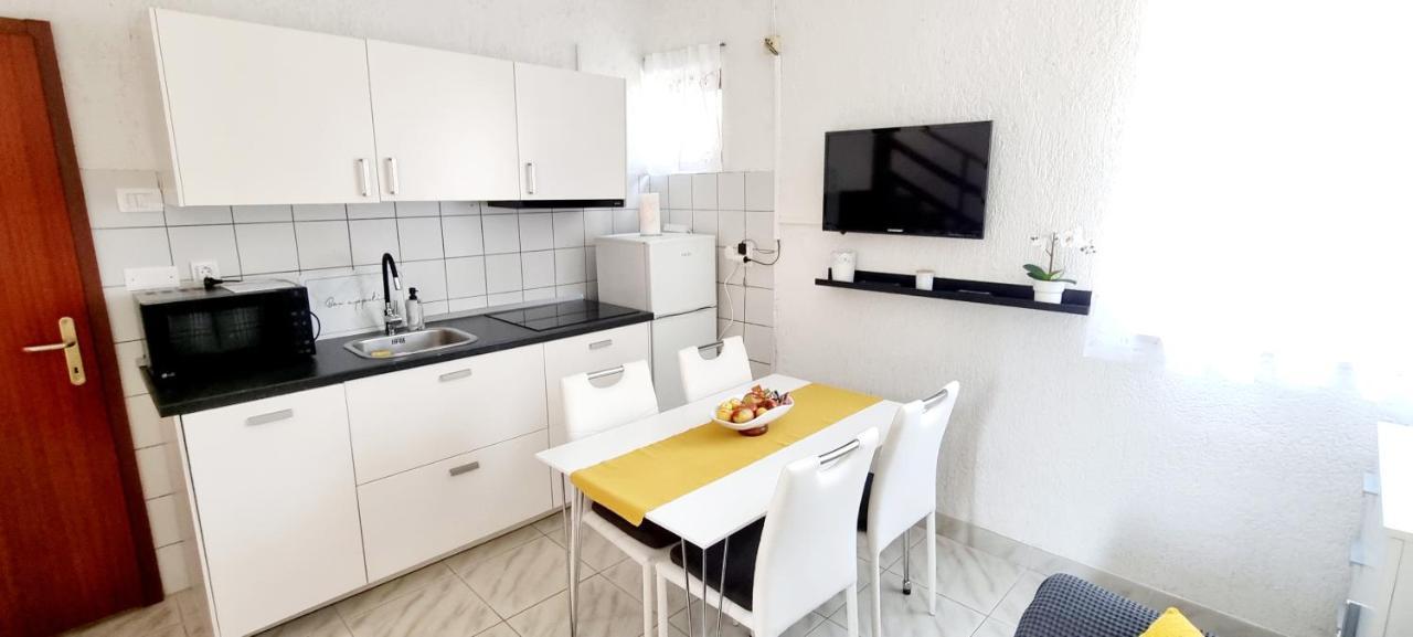 Apartments Severina โรวีน ภายนอก รูปภาพ