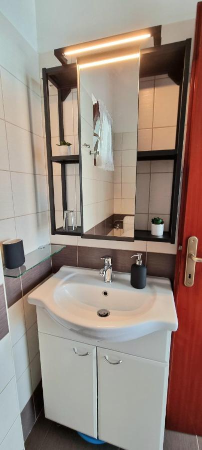 Apartments Severina โรวีน ภายนอก รูปภาพ