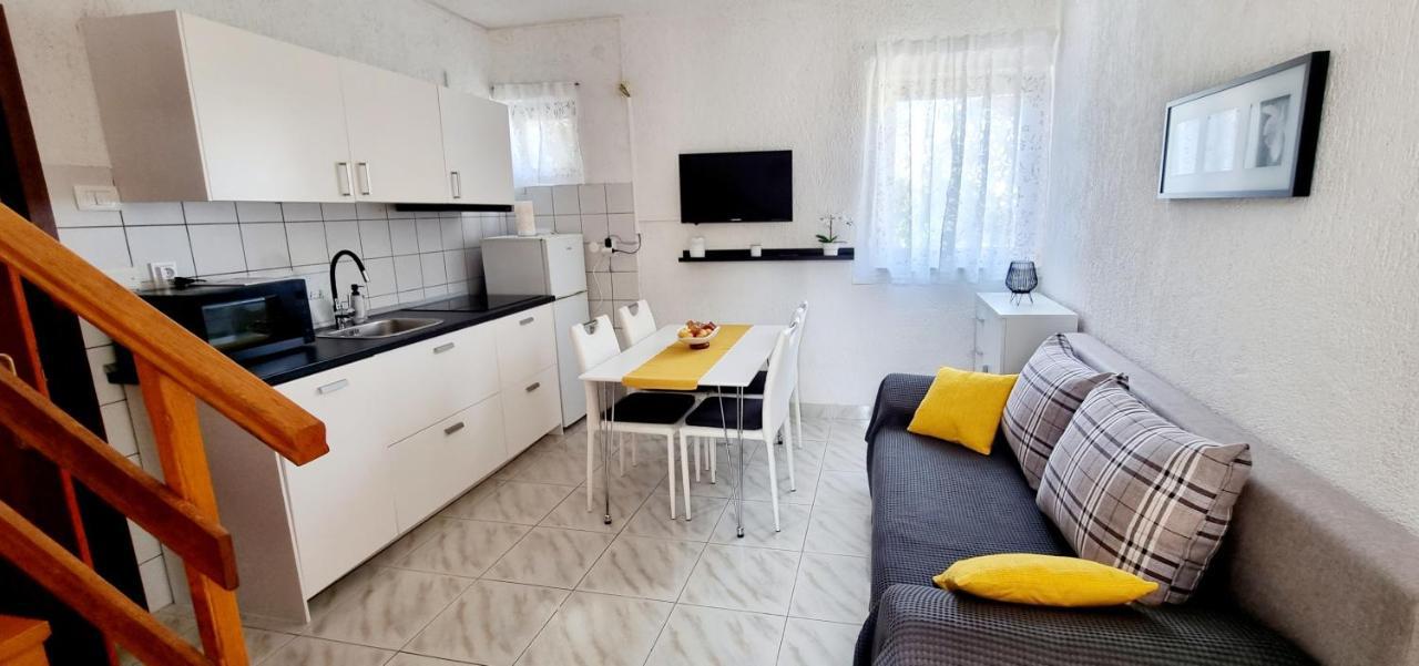 Apartments Severina โรวีน ภายนอก รูปภาพ