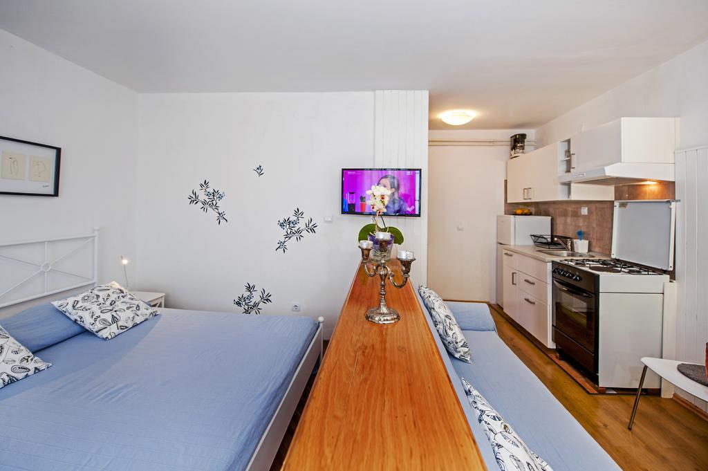 Apartments Severina โรวีน ภายนอก รูปภาพ