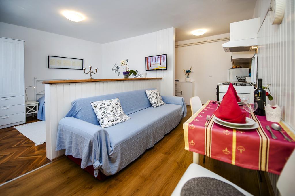 Apartments Severina โรวีน ภายนอก รูปภาพ